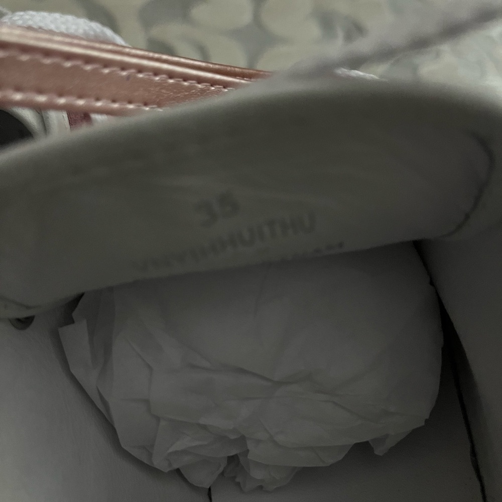 Burberry Girls sneakers size 35 - Picture 5 of 6